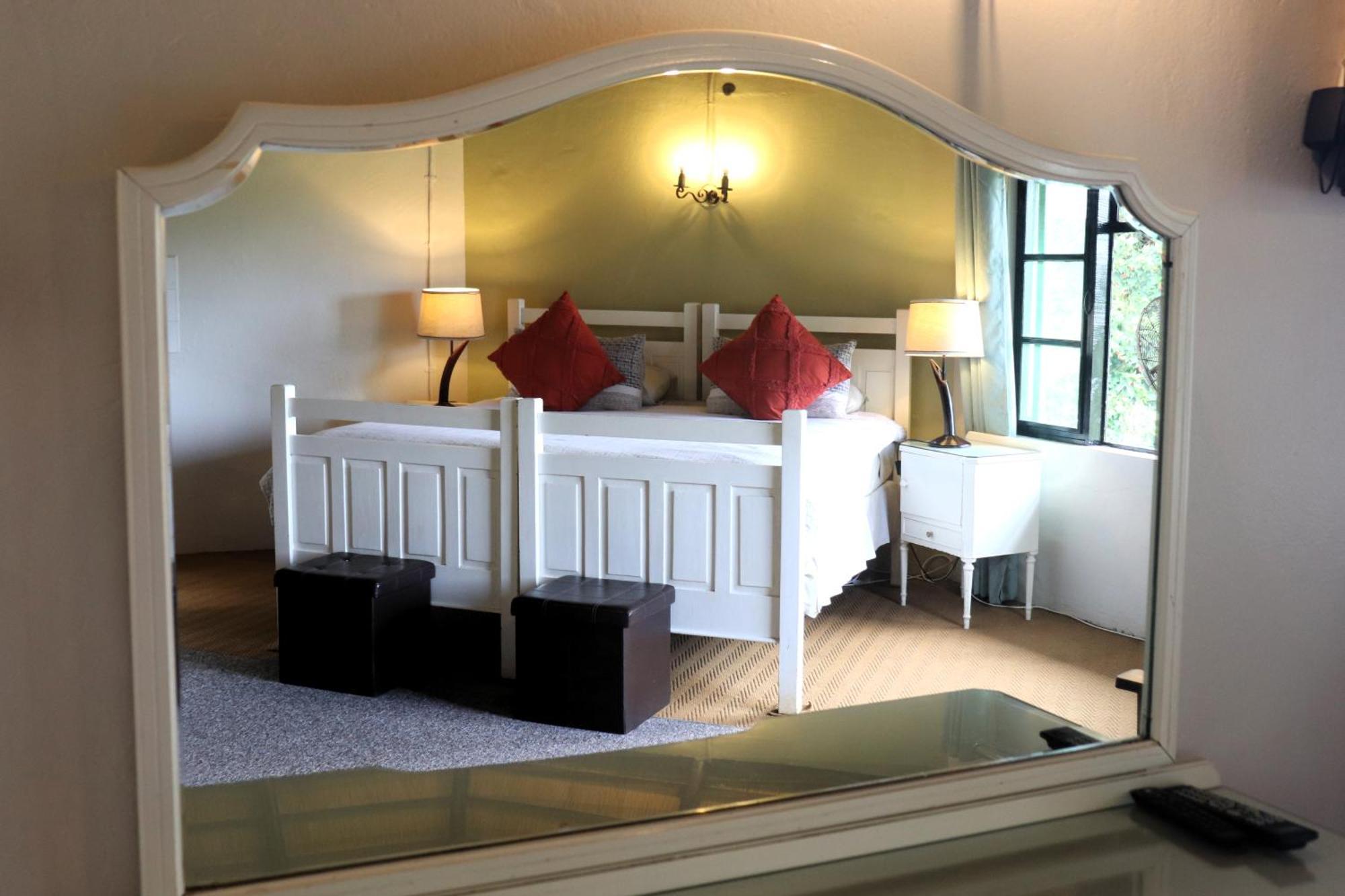 Mabuda Guest Farm Siteki Экстерьер фото
